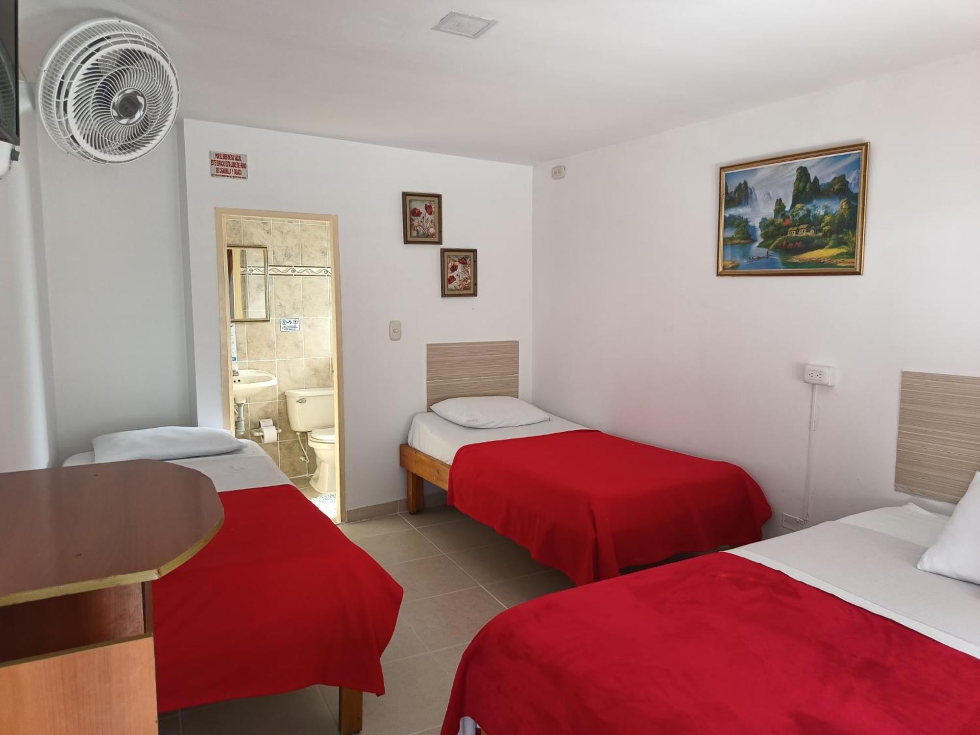 Hotel Mirador Plaza Перейра Экстерьер фото